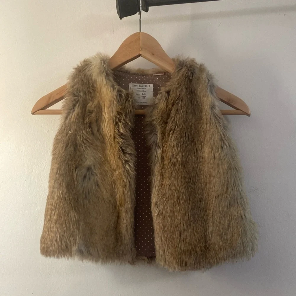 Zara Baby 2/3 Faux Fur Vest - Picture 1 of 11